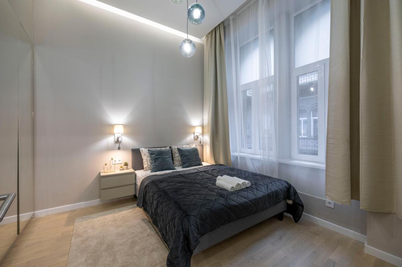 Luxurious & Spacious Central Residence With Balcony Budapest Exterior foto